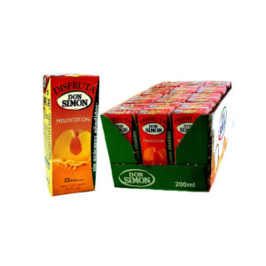 cajita de jugo de melocotón en la habana